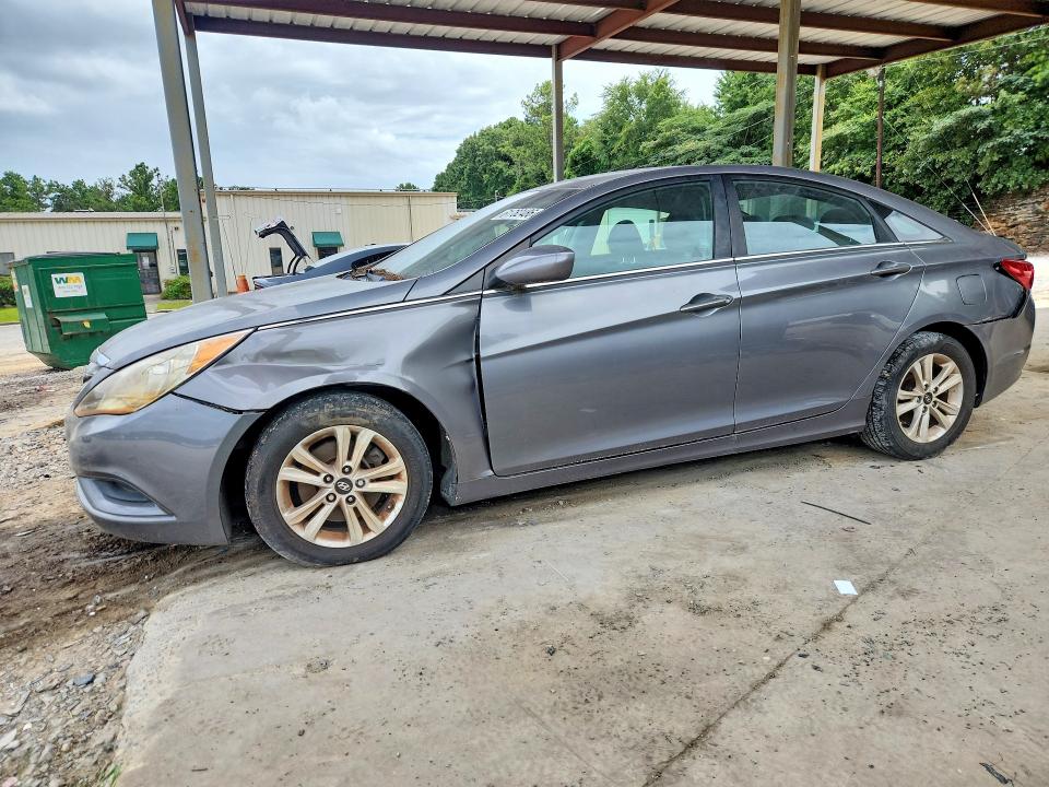 61782486 :رقم المزاد ، 5NPEB4AC3CH349905 vin ، 2012 Hyundai Sonata مزاد بيع