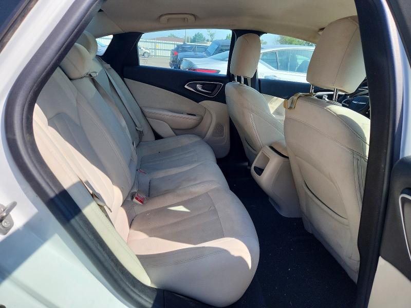 Продаж на аукціоні авто 2015 Chrysler 200, vin: 1C3CCCABXFN688157, номер лоту: 58925066