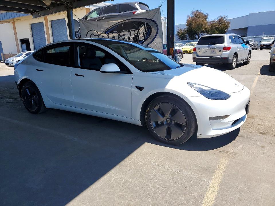 60125176 :رقم المزاد ، 5YJ3E1EA7PF541256 vin ، 2023 Tesla Model 3 مزاد بيع