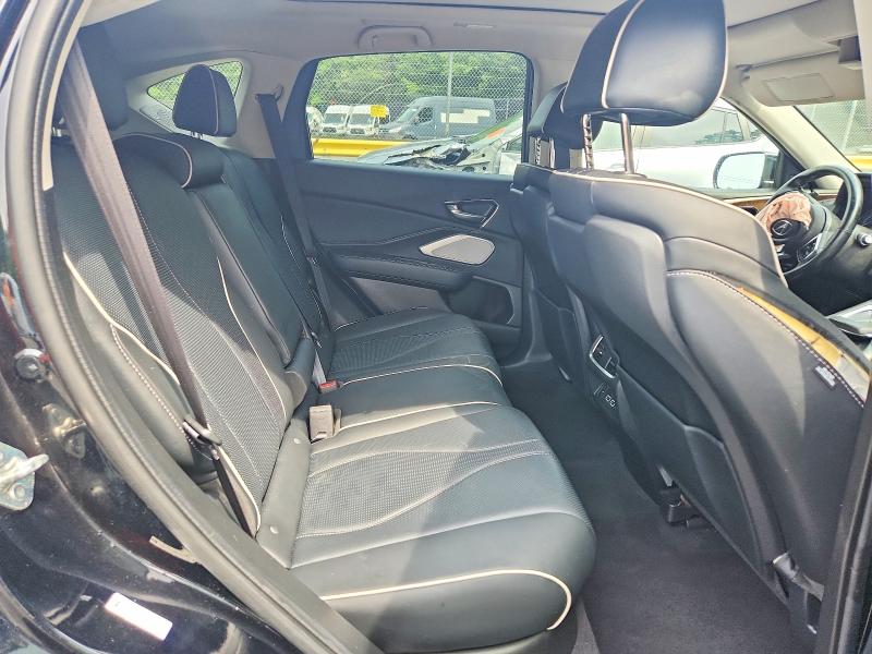 60740686 :رقم المزاد ، 5J8TC2H74ML002423 vin ، 2021 Acura Rdx مزاد بيع