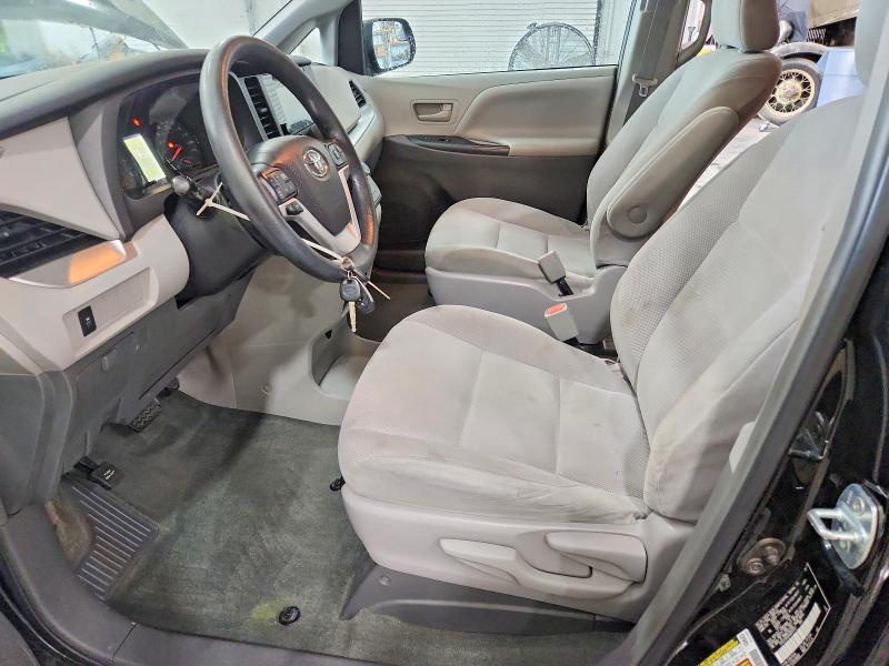 Продажа на аукционе авто 2017 Toyota Sienna, vin: 5TDZZ3DCXHS870172, номер лота: 60012596