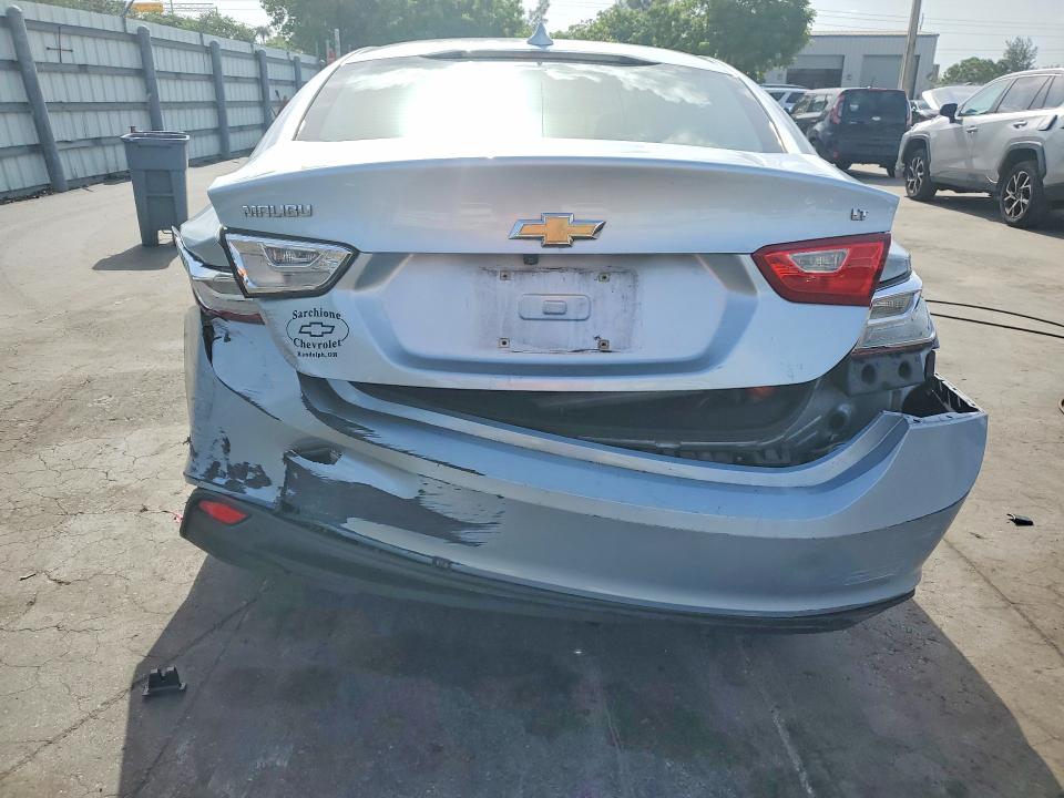 60012966 :رقم المزاد ، 1G1ZE5ST8HF181380 vin ، 2017 Chevrolet Malibu مزاد بيع