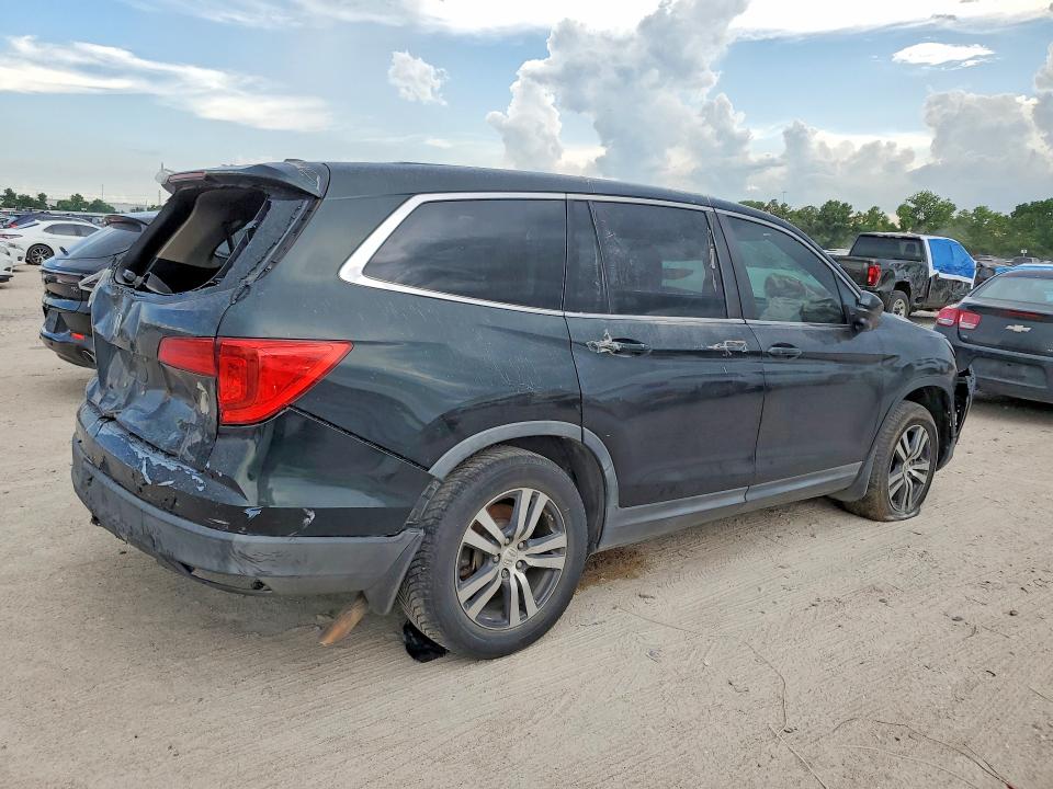 60168636 :رقم المزاد ، 5FNYF5H50HB038002 vin ، 2017 Honda Pilot مزاد بيع