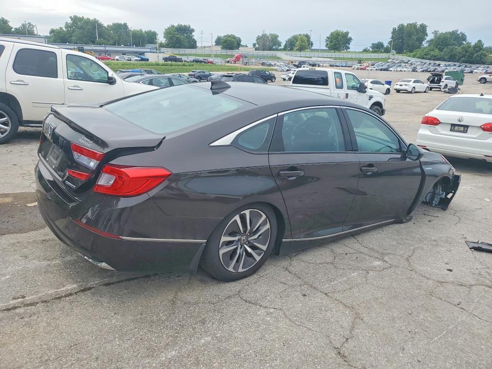 Продажа на аукционе авто 2018 Honda Accord, vin: 1HGCV3F43JA005930, номер лота: 60497126