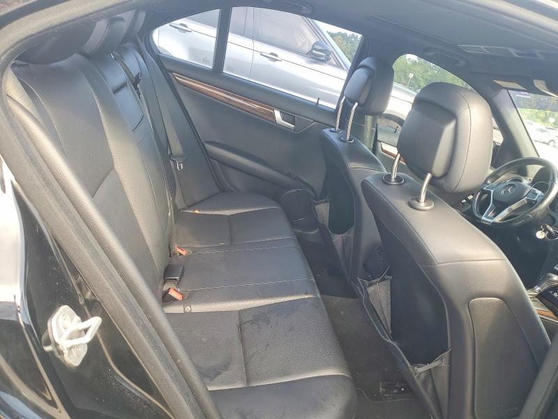 2013 Mercedes-benz C მანქანა იყიდება აუქციონზე, vin: WDDGF8AB3DG106926, აუქციონის ნომერი: 62843956