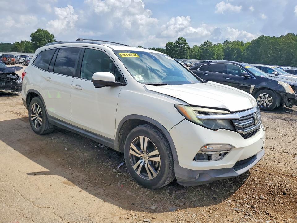 62101346 :رقم المزاد ، 5FNYF5H69GB030696 vin ، 2016 Honda Pilot مزاد بيع