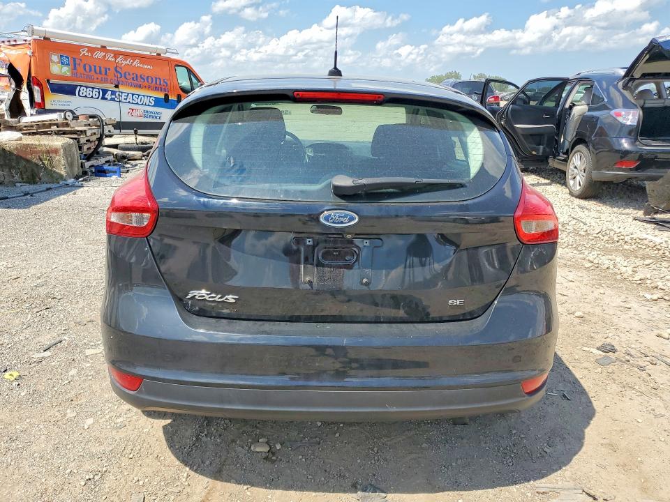 59854996 :رقم المزاد ، 1FADP3K28JL243719 vin ، 2018 Ford Focus مزاد بيع