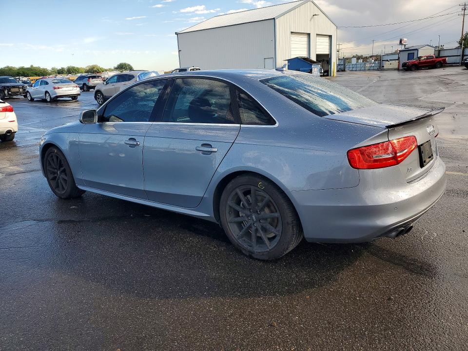 59396596 :رقم المزاد ، WAUFFAFL3FN023586 vin ، 2015 Audi A4 مزاد بيع