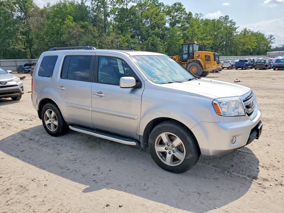 63361306 :رقم المزاد ، 5FNYF4H57BB075937 vin ، 2011 Honda Pilot مزاد بيع