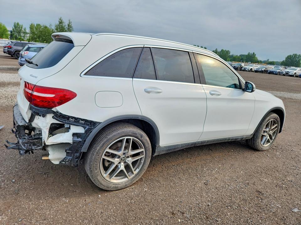 62631676 :رقم المزاد ، WDC0G4KB3JV041111 vin ، 2018 Mercedes-benz Glc مزاد بيع
