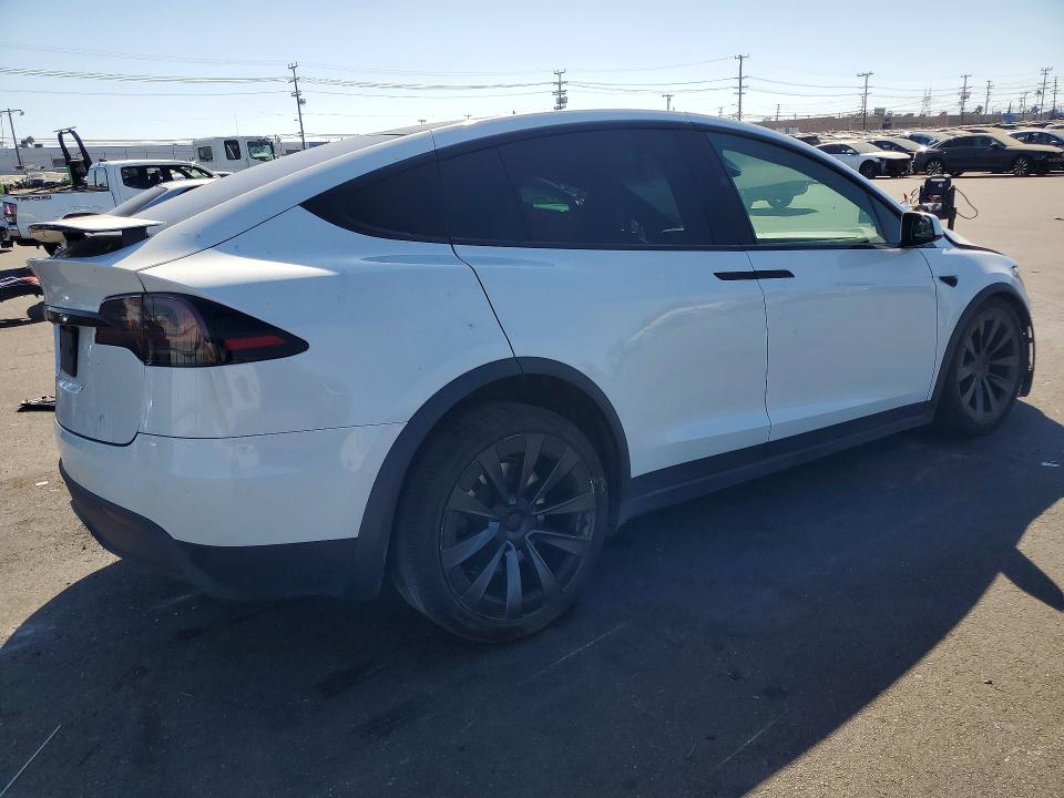 61587186 :رقم المزاد ، 7SAXCDE58PF404180 vin ، 2023 Tesla Model X مزاد بيع