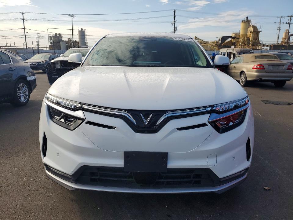 2023 Vinfast Vf 8 მანქანა იყიდება აუქციონზე, vin: RLLV1AEB9PH005038, აუქციონის ნომერი: 60719566