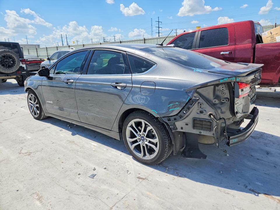 60021216 :رقم المزاد ، 3FA6P0LU4HR397461 vin ، 2017 Ford Fusion مزاد بيع