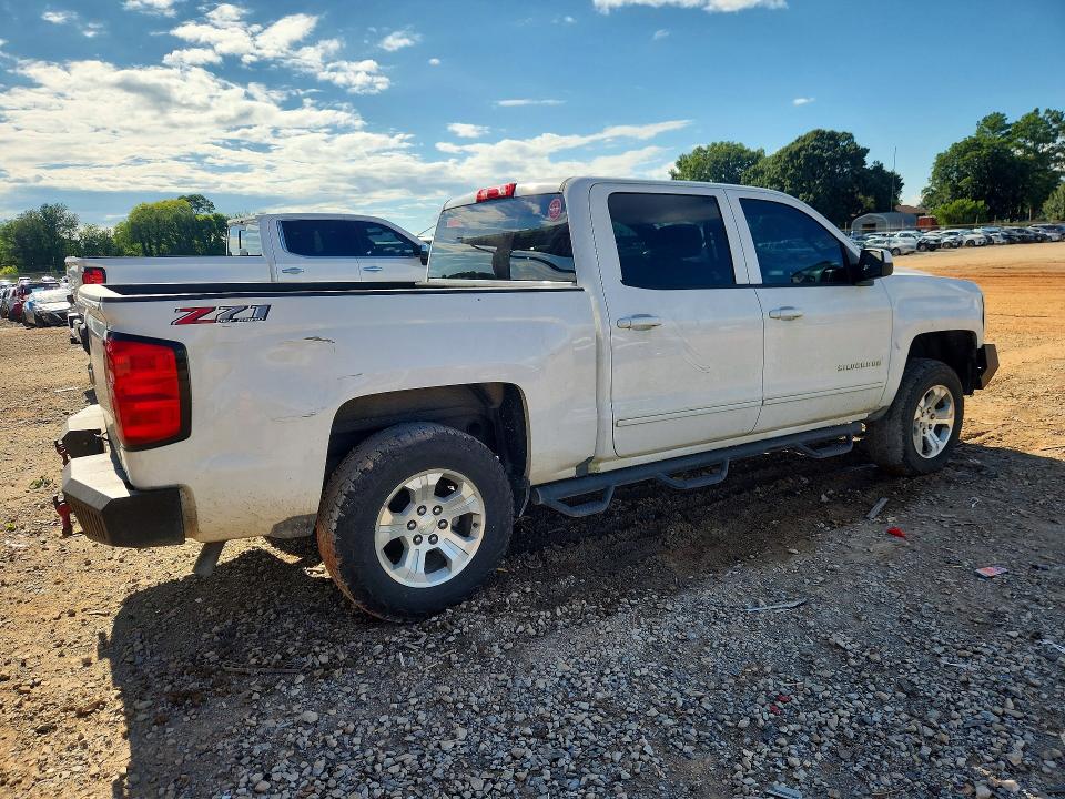 Продажа на аукционе авто 2018 Chevrolet Silverado, vin: 3GCUKREC6JG367081, номер лота: 61313276
