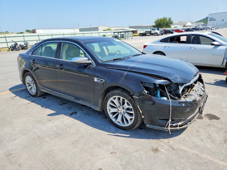 62436136 :رقم المزاد ، 1FAHP2F80JG130009 vin ، 2018 Ford Taurus مزاد بيع
