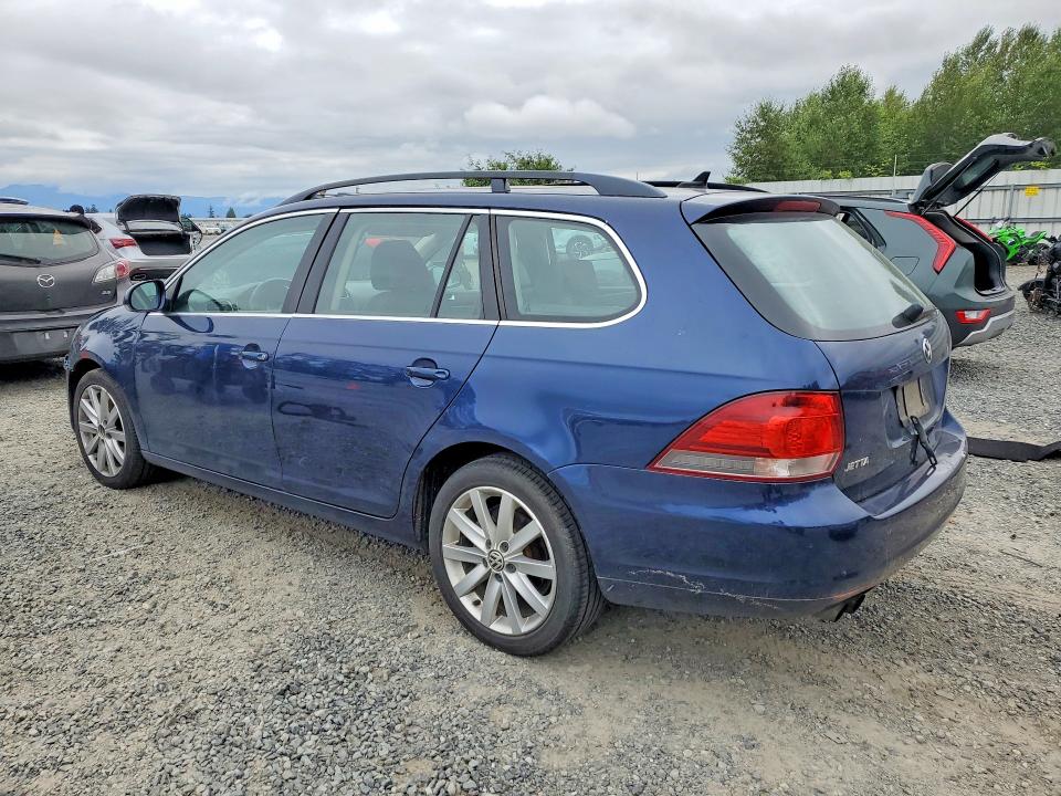 60015456 :رقم المزاد ، 3VWPL7AJ0BM608748 vin ، 2011 Volkswagen Jetta مزاد بيع