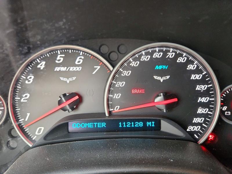 63038136 :رقم المزاد ، 1G1YY24U155123474 vin ، 2005 Chevrolet Corvette مزاد بيع