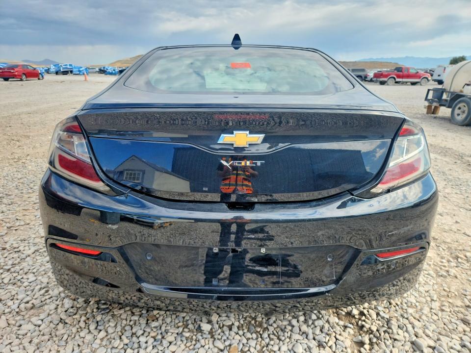 60635196 :رقم المزاد ، 1G1RD6S50HU106730 vin ، 2017 Chevrolet Volt مزاد بيع