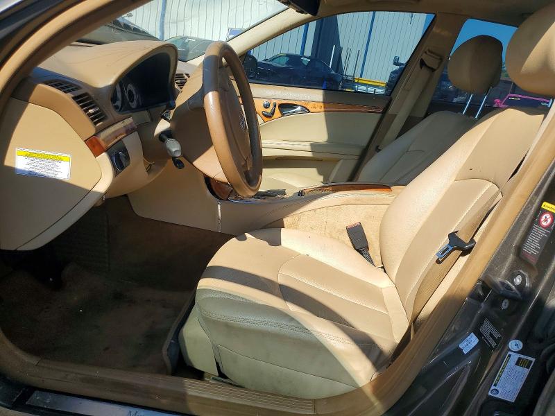 60049156 :رقم المزاد ، WDBUF56X88B264695 vin ، 2008 Mercedes-benz E مزاد بيع