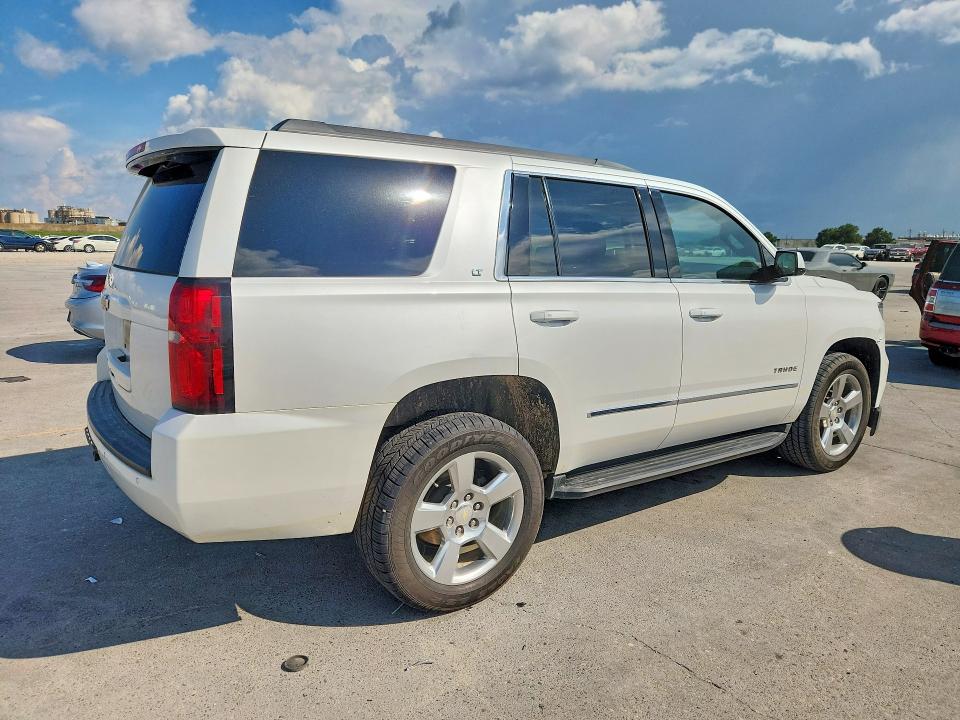 Продажа на аукционе авто 2018 Chevrolet Tahoe, vin: 1GNSCBKC8JR151692, номер лота: 59351026