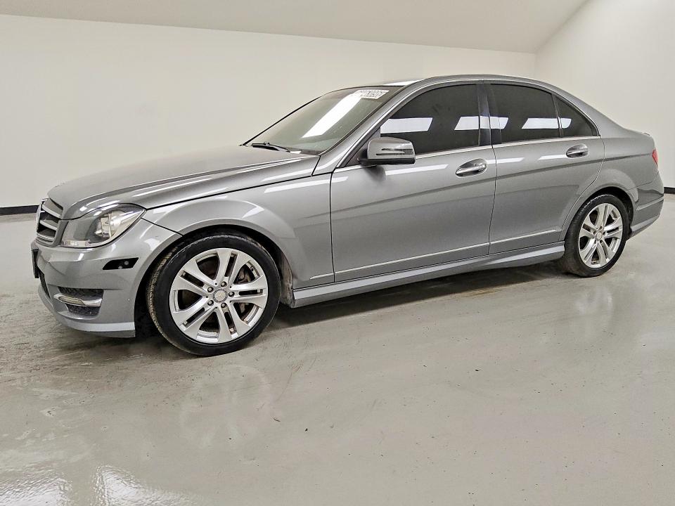 Продаж на аукціоні авто 2014 Mercedes-benz C, vin: WDDGF8AB4EA892594, номер лоту: 62253096