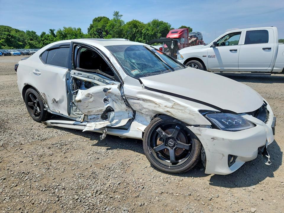60281816 :رقم المزاد ، JTHCF5C24D5063051 vin ، 2013 Lexus Is مزاد بيع