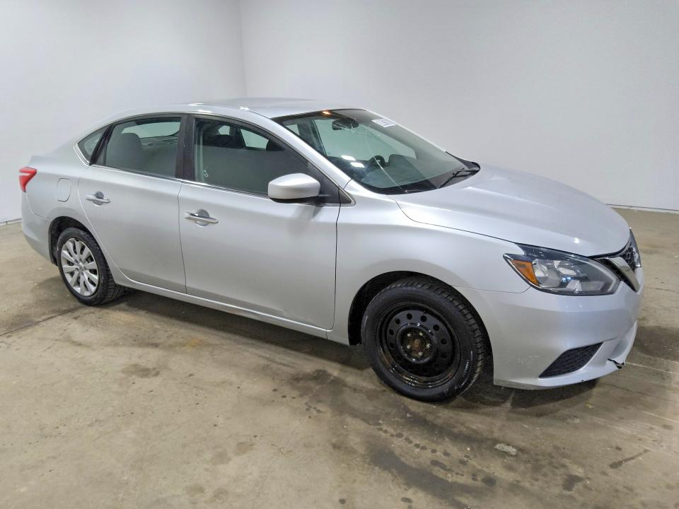 Продажа на аукционе авто 2018 Nissan Sentra, vin: 3N1AB7APXJY282340, номер лота: 60881596