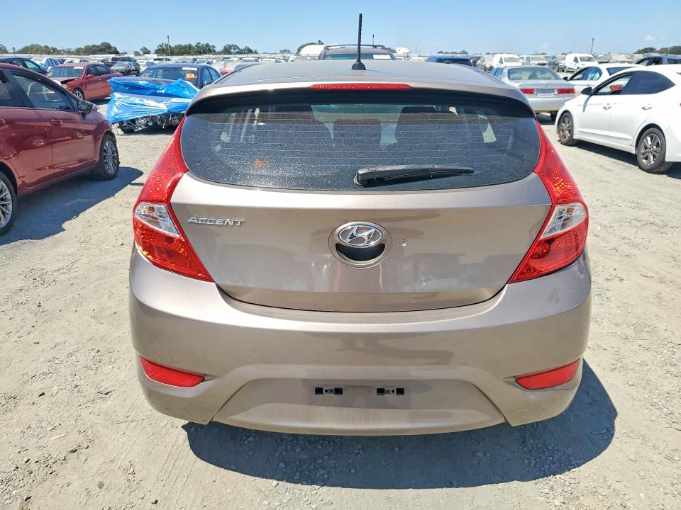 2012 Hyundai Accent მანქანა იყიდება აუქციონზე, vin: KMHCU5AE1CU017665, აუქციონის ნომერი: 61501626