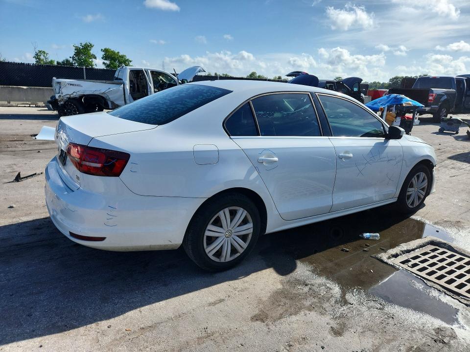 Продаж на аукціоні авто 2017 Volkswagen Jetta, vin: 3VW2B7AJ1HM352996, номер лоту: 61924046