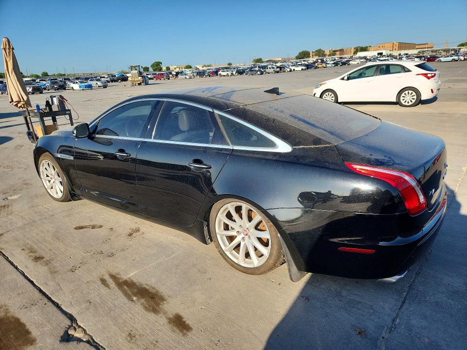 2013 Jaguar Xj მანქანა იყიდება აუქციონზე, vin: SAJWA1C72D8V52873, აუქციონის ნომერი: 62779836