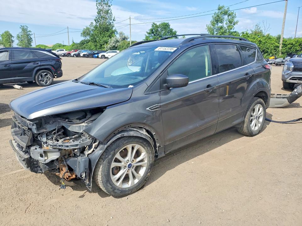 2017 Ford Escape მანქანა იყიდება აუქციონზე, vin: 1FMCU9G91HUC82529, აუქციონის ნომერი: 61152236