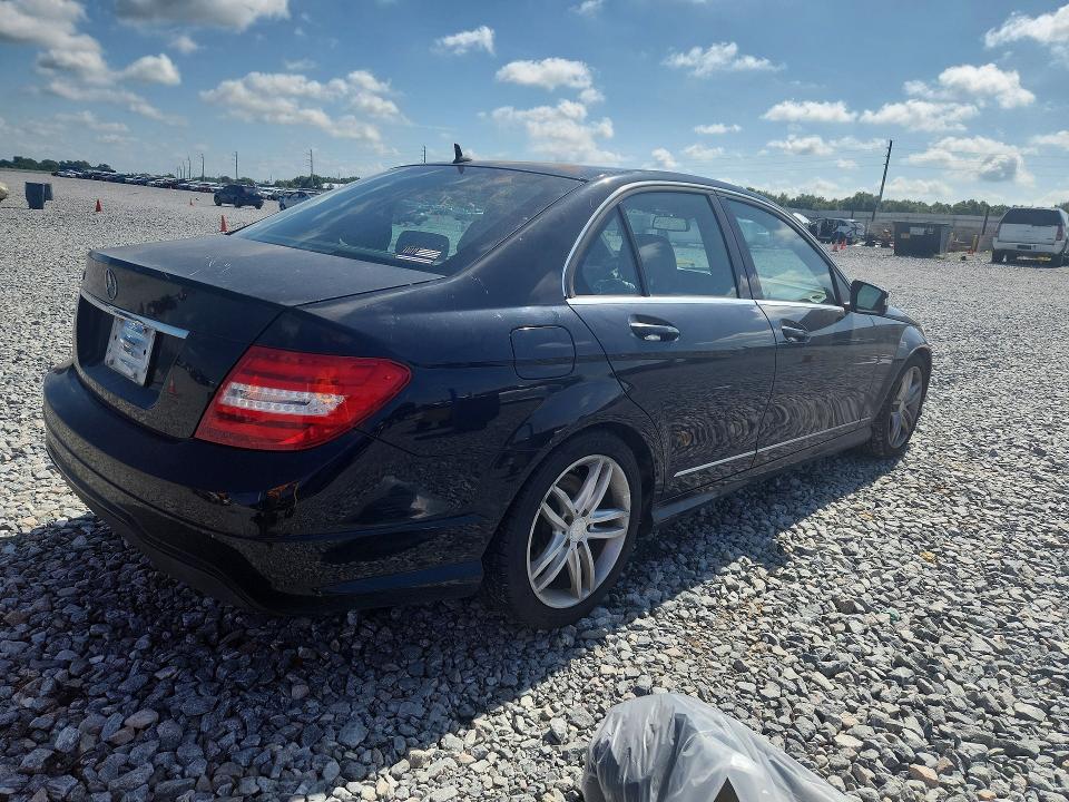 59583646 :رقم المزاد ، WDDGF4HB2EA937711 vin ، 2014 Mercedes-benz C مزاد بيع