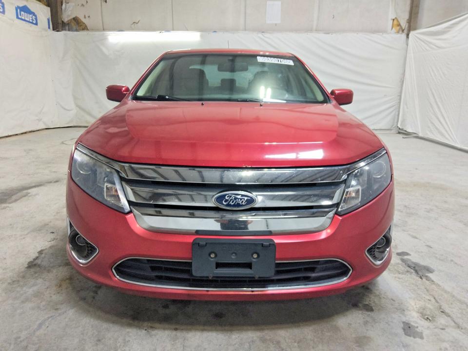 60390706 :رقم المزاد ، 3FAHP0JA2AR381203 vin ، 2010 Ford Fusion مزاد بيع