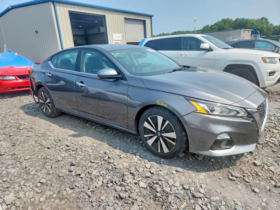 60768596 :رقم المزاد ، 1N4BL4EV3KC254482 vin ، 2019 Nissan Altima مزاد بيع