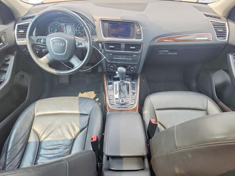 60937766 :رقم المزاد ، WA1LFAFP5BA006356 vin ، 2011 Audi Q5 مزاد بيع