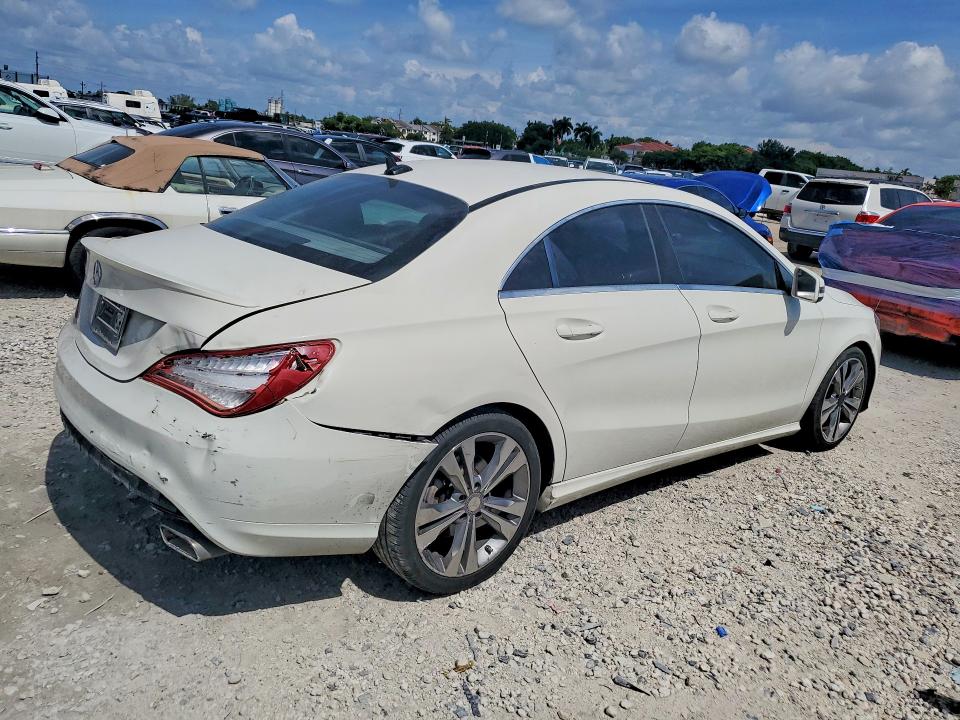 2014 Mercedes-benz Cla მანქანა იყიდება აუქციონზე, vin: WDDSJ4EB9EN049821, აუქციონის ნომერი: 63376976