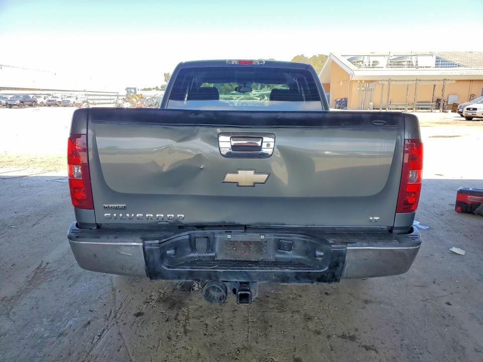 60486406 :رقم المزاد ، 1GCRCSE01BZ162740 vin ، 2011 Chevrolet Silverado مزاد بيع