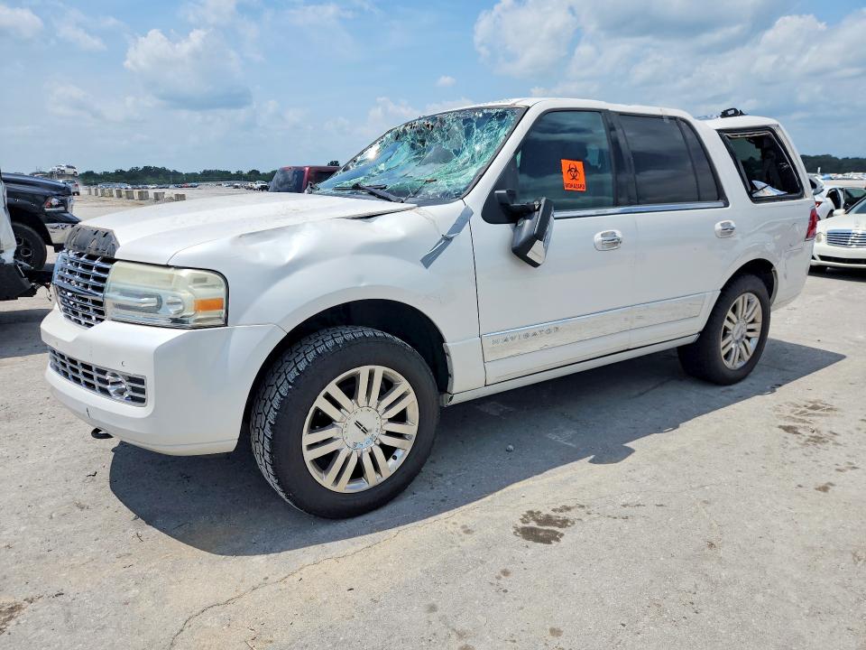 62604806 :رقم المزاد ، 5LMJJ2H57BEJ06327 vin ، 2011 Lincoln Navigator مزاد بيع