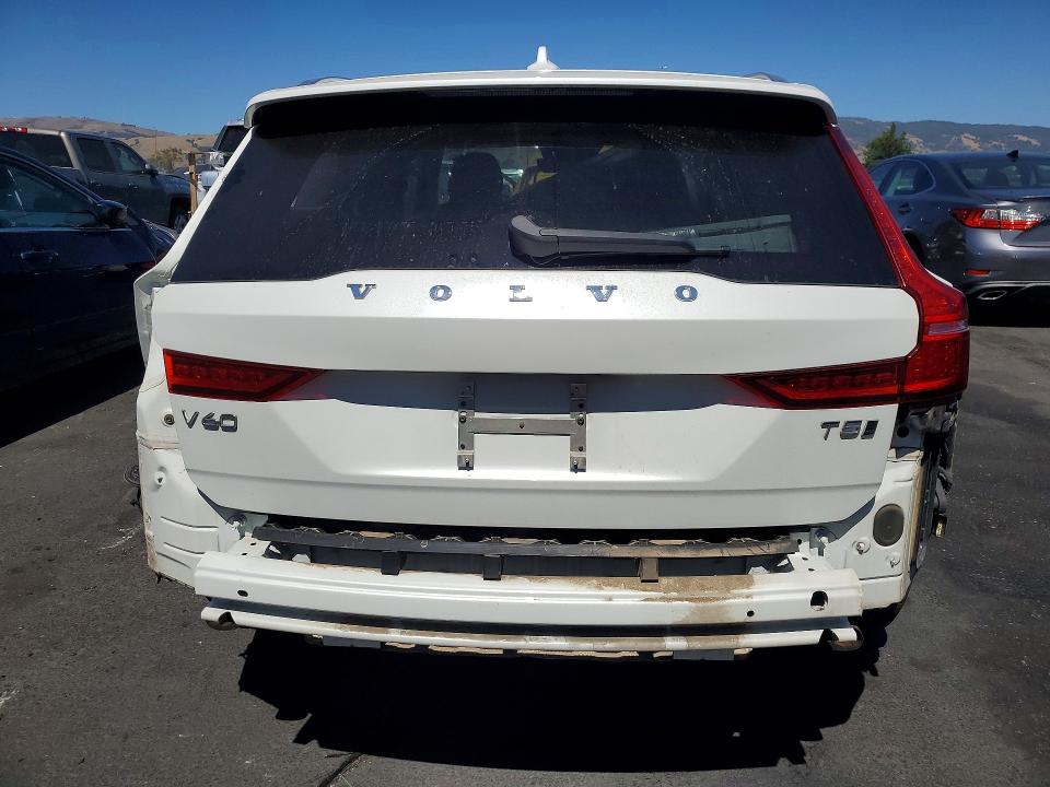 Продаж на аукціоні авто 2020 Volvo V60 Cross Country, vin: YV4102WK4L1043972, номер лоту: 61750856