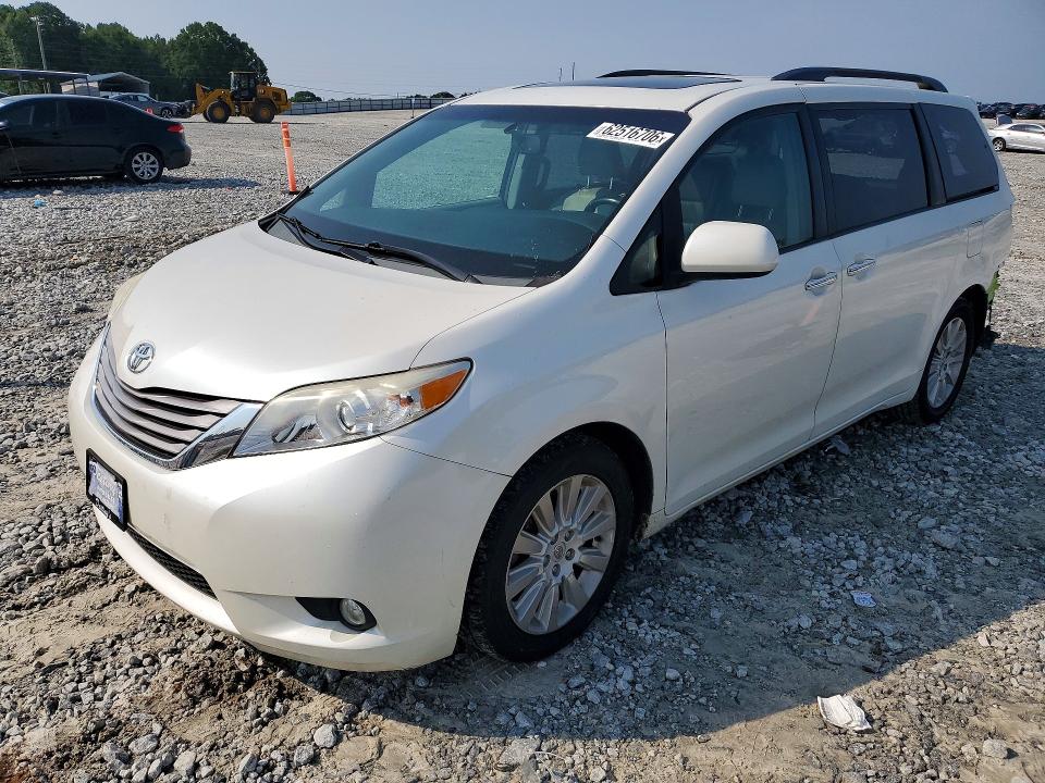Auction sale of the 2015 Toyota Sienna, vin: 5TDDK3DC5FS112896, lot number: 62516706