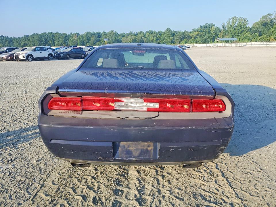 2013 Dodge Challenger მანქანა იყიდება აუქციონზე, vin: 2C3CDYAGXDH688008, აუქციონის ნომერი: 58972906