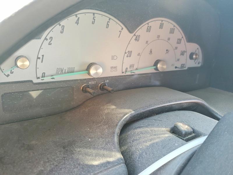 61919186 :رقم المزاد ، 1FAHP60A92Y121002 vin ، 2002 Ford Thunderbird مزاد بيع