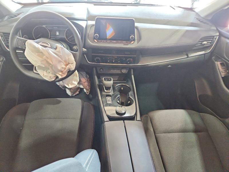 85769705 :رقم المزاد ، 5N1BT3AB7TC815490 vin ، 2026 Nissan Rogue مزاد بيع