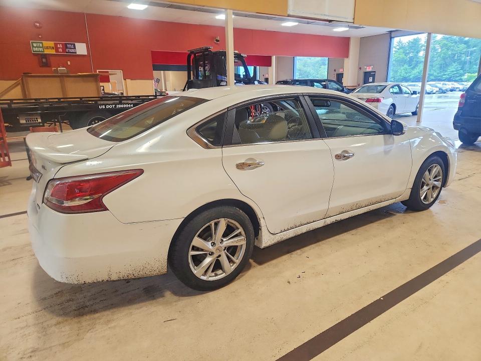 2013 Nissan Altima მანქანა იყიდება აუქციონზე, vin: 1N4AL3AP8DC131583, აუქციონის ნომერი: 63011456