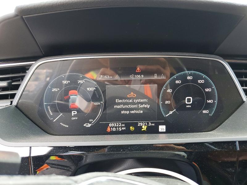 Продажа на аукционе авто 2021 Audi E-tron, vin: WA1VABGE4MB041252, номер лота: 61887926