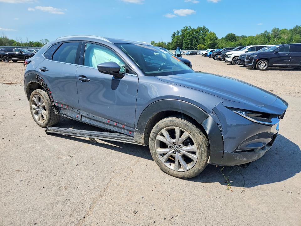 62443876 :رقم المزاد ، 3MVDMBDMXMM221251 vin ، 2021 Mazda Cx-30 مزاد بيع