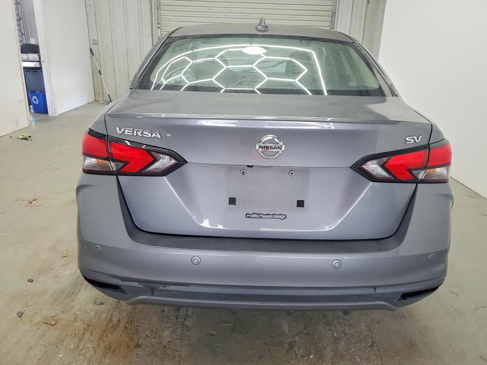 60579536 :رقم المزاد ، 3N1CN8EV7ML922648 vin ، 2021 Nissan Versa مزاد بيع