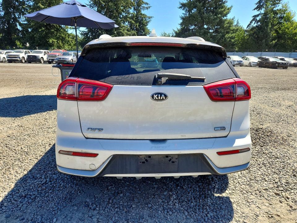 62989816 :رقم المزاد ، KNDCB3LC4J5204545 vin ، 2018 Kia Niro مزاد بيع