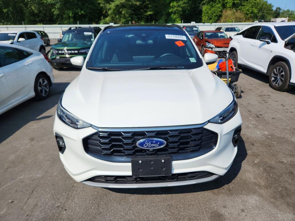 61796886 :رقم المزاد ، 1FMCU9NAXPUA96273 vin ، 2023 Ford Escape مزاد بيع