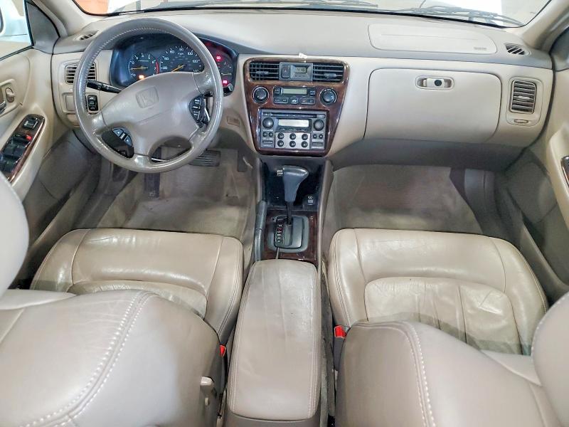 Продажа на аукционе авто 2000 Honda Accord, vin: 1HGCG1658YA049164, номер лота: 62647736
